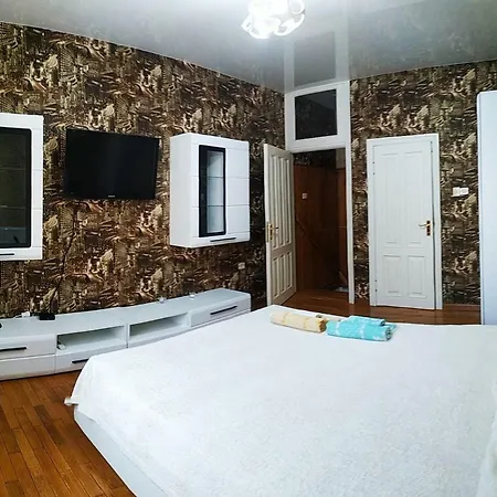 Two-Level Apartment On Frantsuzky Blvd 40/1 Апартаменти Одеса