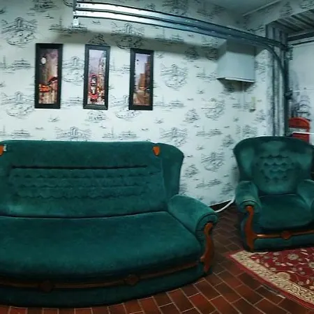 Apartment Two-Level Apartment On Frantsuzky Blvd 40/1 *